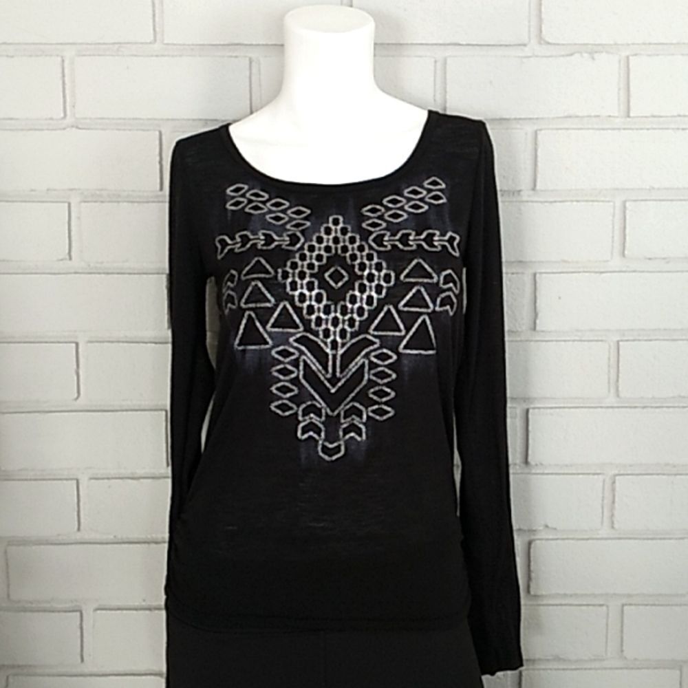 Spoiled Black Silver Navajo Pattern Long Sleeve Top. Sz Small
